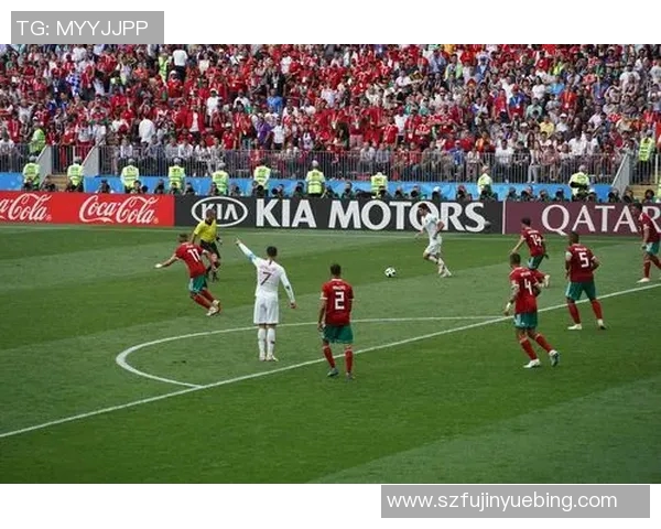 葡萄牙与摩洛哥激战正酣双方拼尽全力争夺胜利