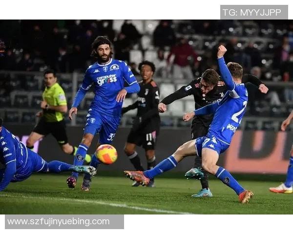 布莱克本与伯恩里激战正酣谁能在这场较量中笑到最后