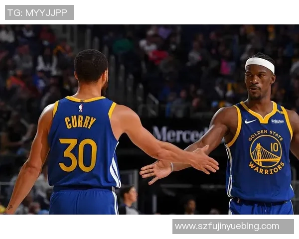 2017年NBA勇士与黄蜂全场精彩回顾与赛况分析