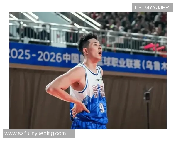 吴冠希在篮球赛场上的成长与突破展现了中国篮球的新希望与未来潜力 吴冠希在篮球赛场上的成长与突破展现了中国篮球的新希望与未来潜力