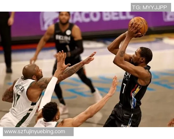 猛龙与雄鹿季后赛首战激战正酣谁能在G1中占得先机 猛龙与雄鹿季后赛首战激战正酣谁能在G1中占得先机