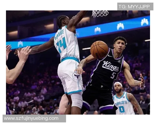 黄蜂客场挑战国王队精彩直播全程回顾与分析 黄蜂客场挑战国王队精彩直播全程回顾与分析