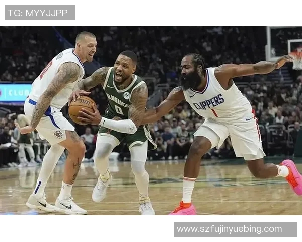 中央5热火与湖人激战正酣球迷期待精彩对决与巅峰时刻