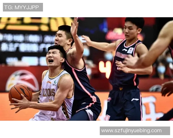 CBA青岛与浙江对决引发争议视频热议球迷观点各异分析比赛关键时刻 CBA青岛与浙江对决引发争议视频热议球迷观点各异分析比赛关键时刻