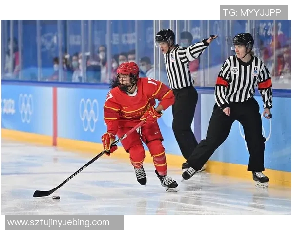 冰壶比赛精彩对决中国队迎战捷克队全力争胜展现实力与团队精神